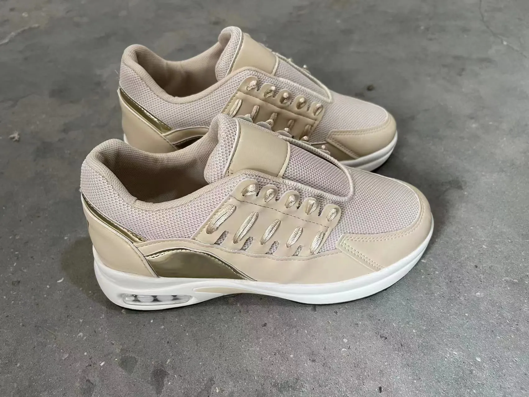 Vanessa  Schnrsneaker mit Keilabsatz fr Damen